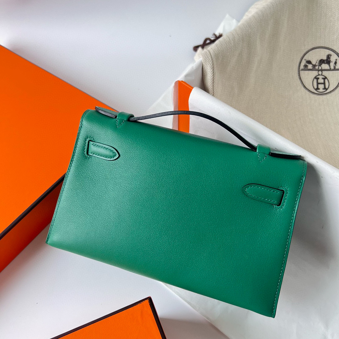 Hermès Kelly Pochette Swift U4 Vert Verigo Golden Hardware