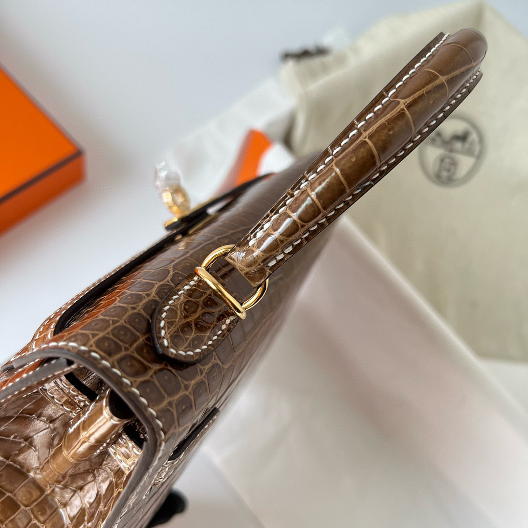 United Arab Emirates Dubai Hermes Kelly 25 Ficelle Porosus Crocodile