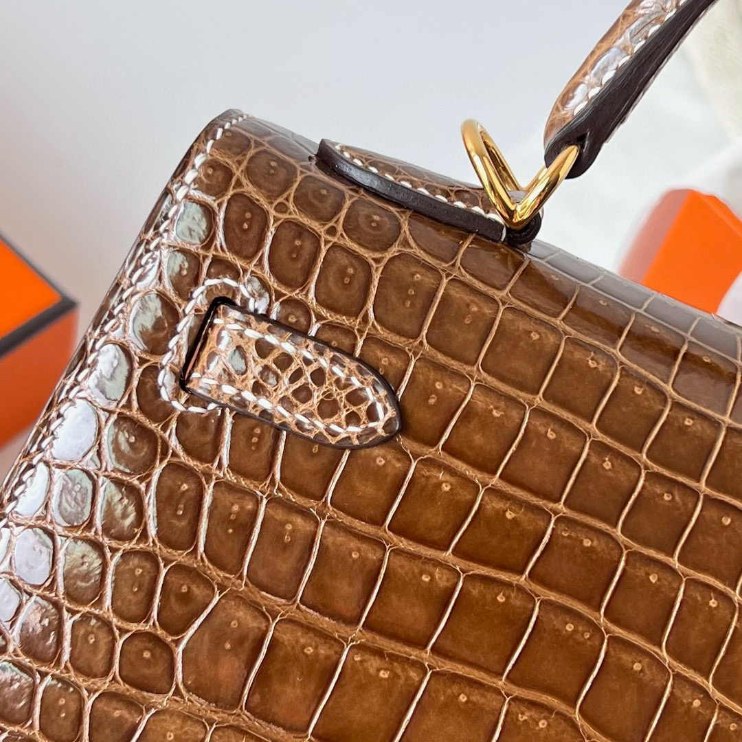 United Arab Emirates Dubai Hermes Kelly 25 Ficelle Porosus Crocodile