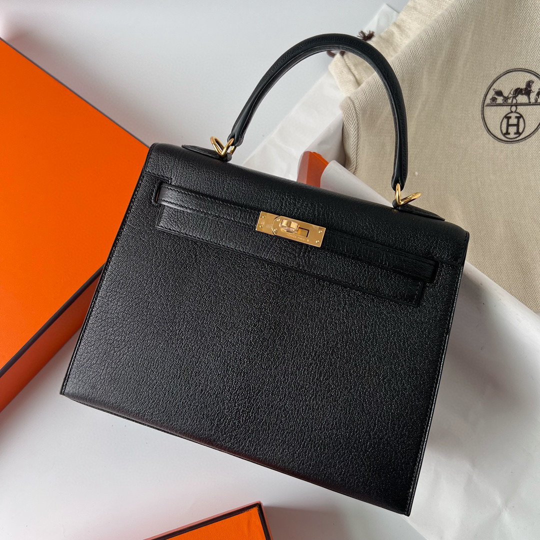 愛馬仕凱莉包價格 Hermes Kelly 25cm Chevre Noir Golden Hardware