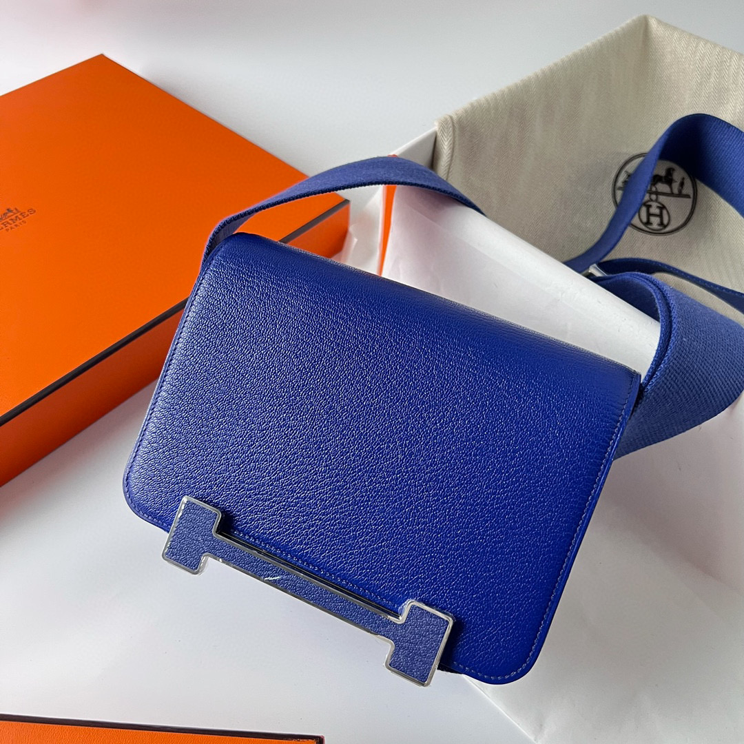 愛馬仕木屐包什麼時候上市的 Hermès Geta Bag Chevre 7T Blue electric