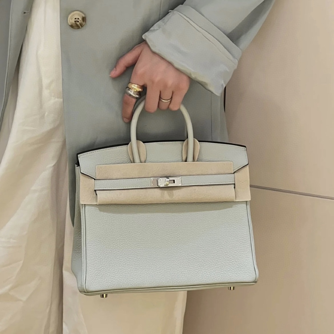 愛馬仕鉑金25寸專櫃價格 Hermès Birkin 25 Togo 0W gris neve Silver Hardware