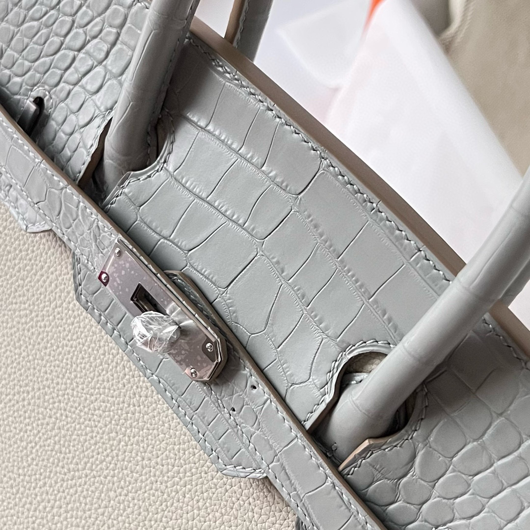 愛馬仕臺灣官方旗艦店 Hermès Birkin 30 Touch Togo/Matte Nilo Crocodile Gris Perle