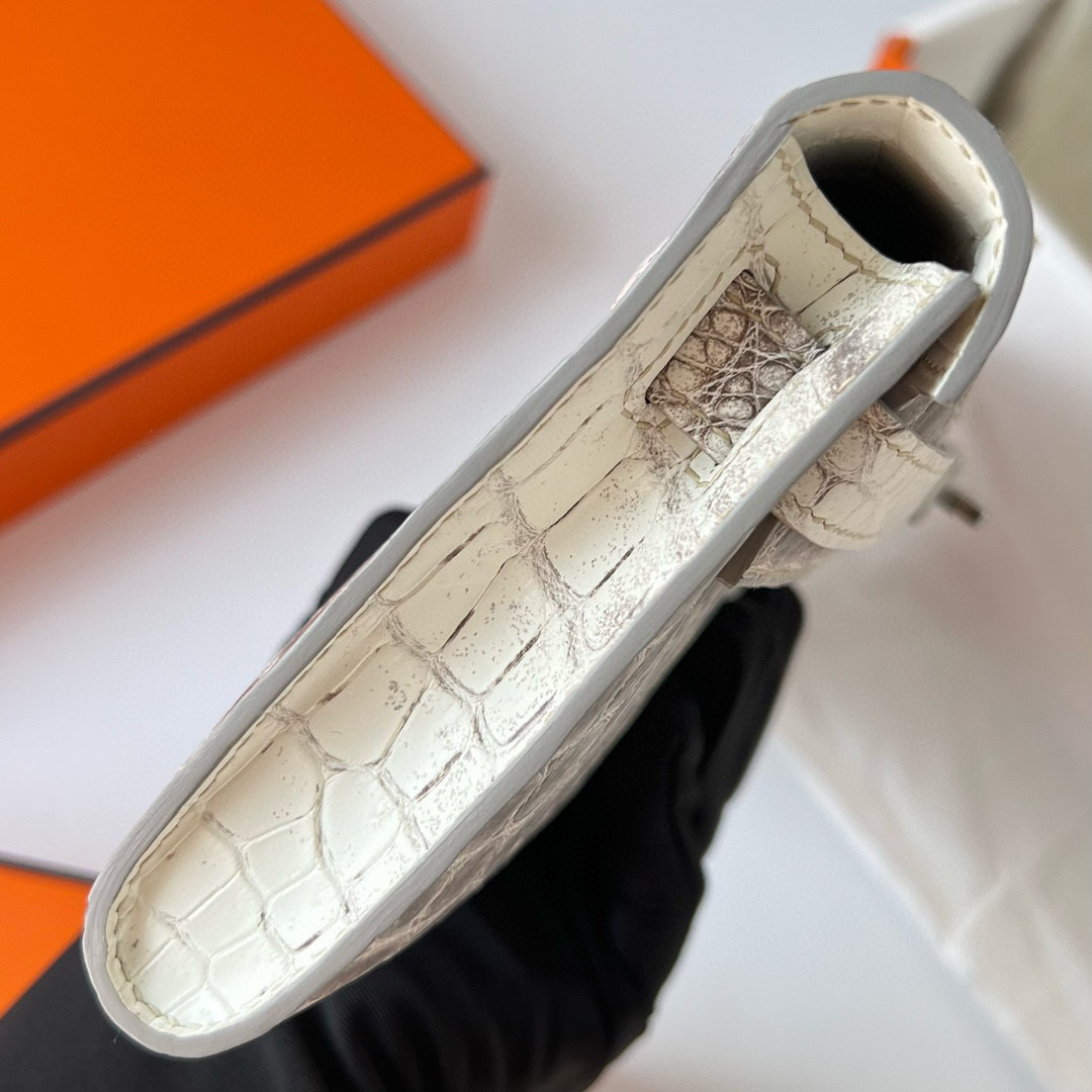 愛馬仕喜馬拉雅白色鱷魚皮 Hermes Kelly cut Himalayan Silver Hardware