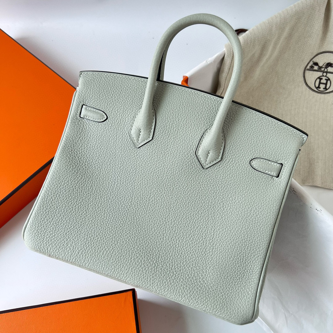 愛馬仕鉑金包售價突破10萬元 Hermes Birkin 25 Togo 0W Gris Neve 水晶灰 gold hardware