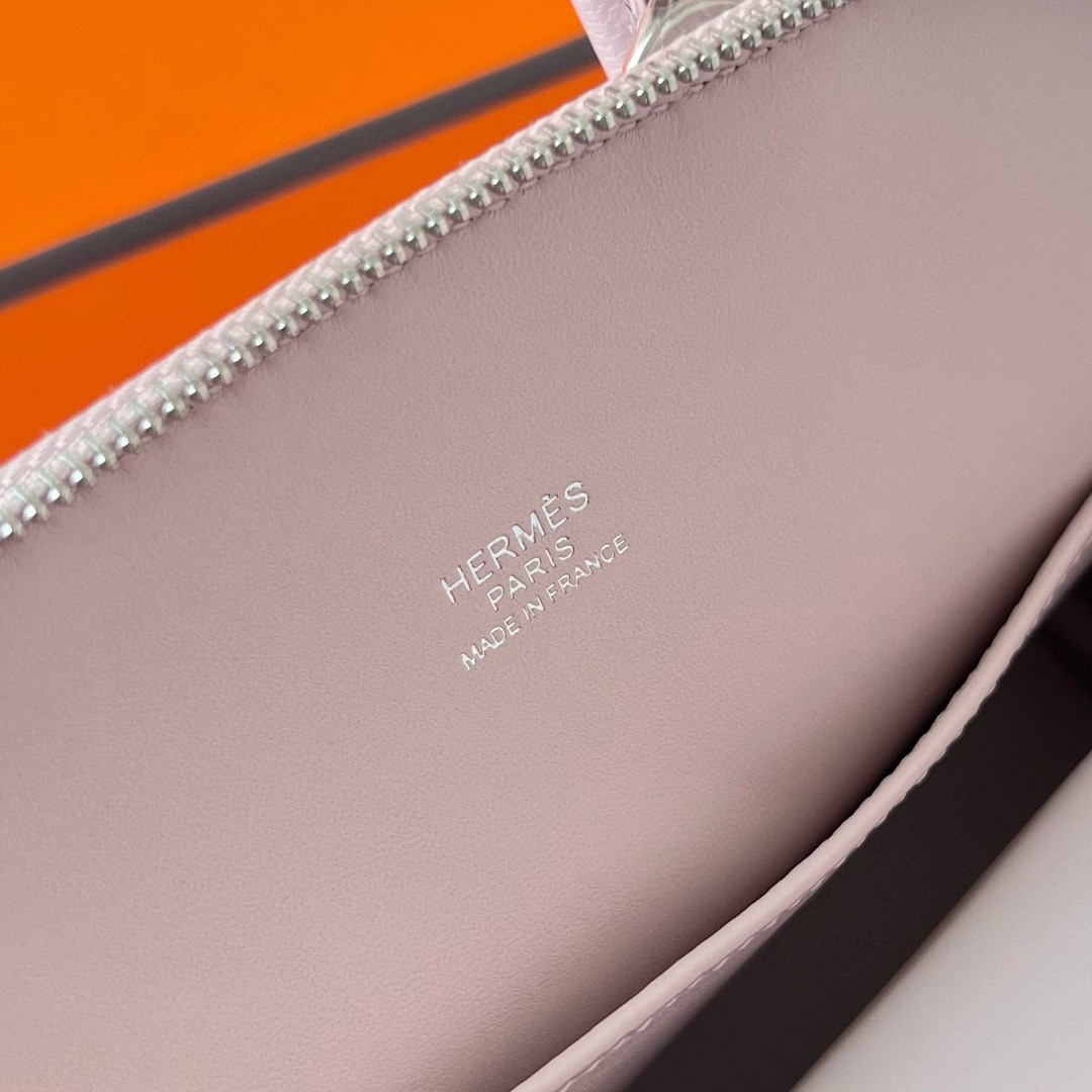 愛馬仕寶萊包工匠號在哪裏 Hermès 1923 Bolide Mini Chevre Mauve Pale 夢幻粉紫