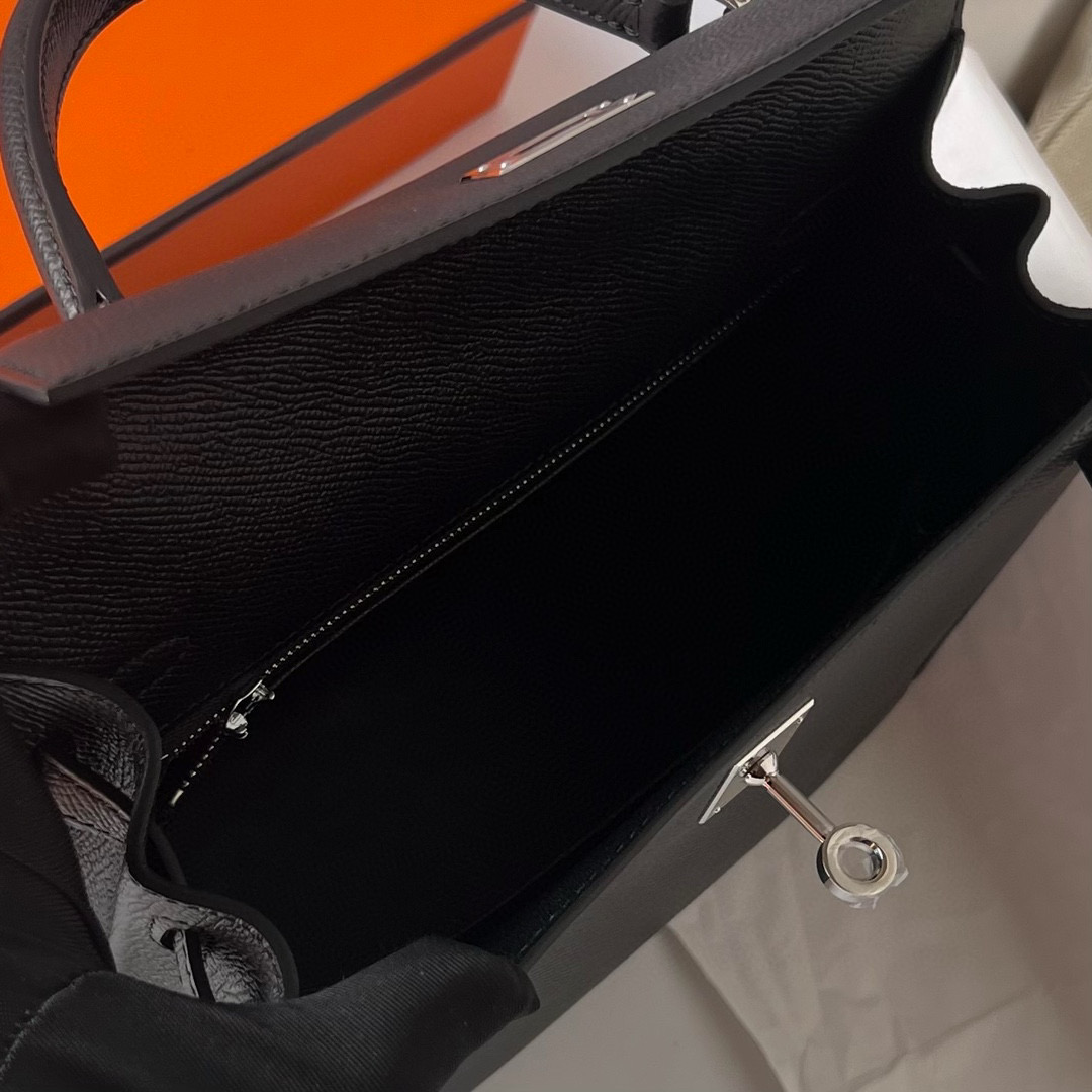 愛馬仕凱莉25配貨多少錢 Hermes Kelly 25 Epsom Noir 黑色 Silver Hardware