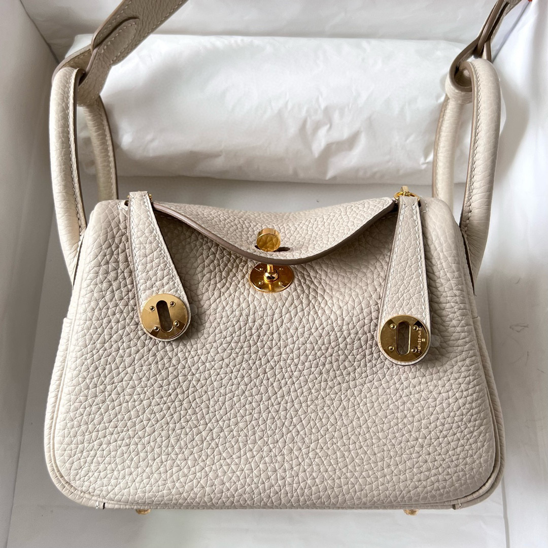 愛馬仕 Hermes Mini Lindy Clemence Craie 奶昔白 Golden Hardware