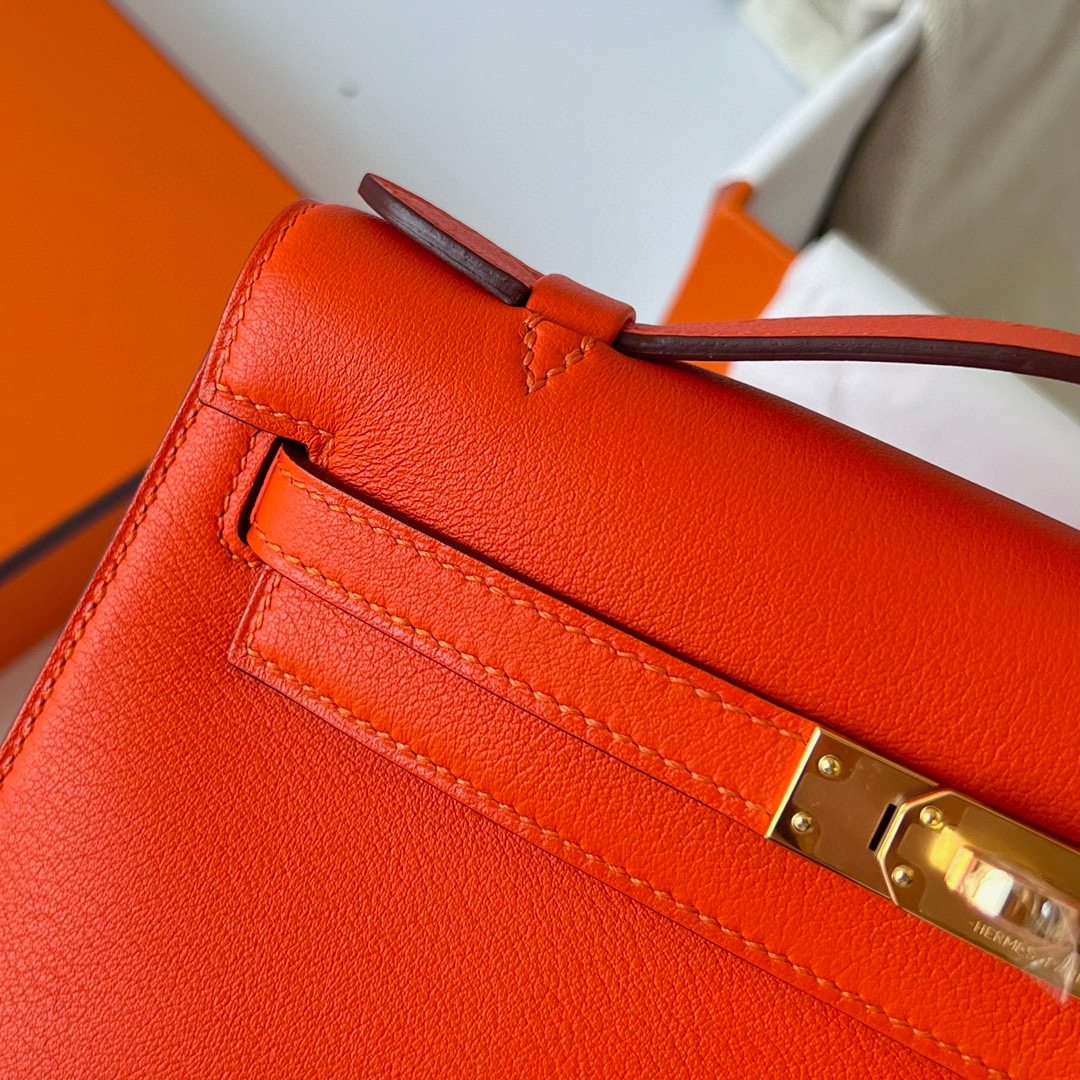 愛馬仕中國官方網站 Hermès Kelly Pochette Swift 9J Feu 火焰橙 Golden Hardware