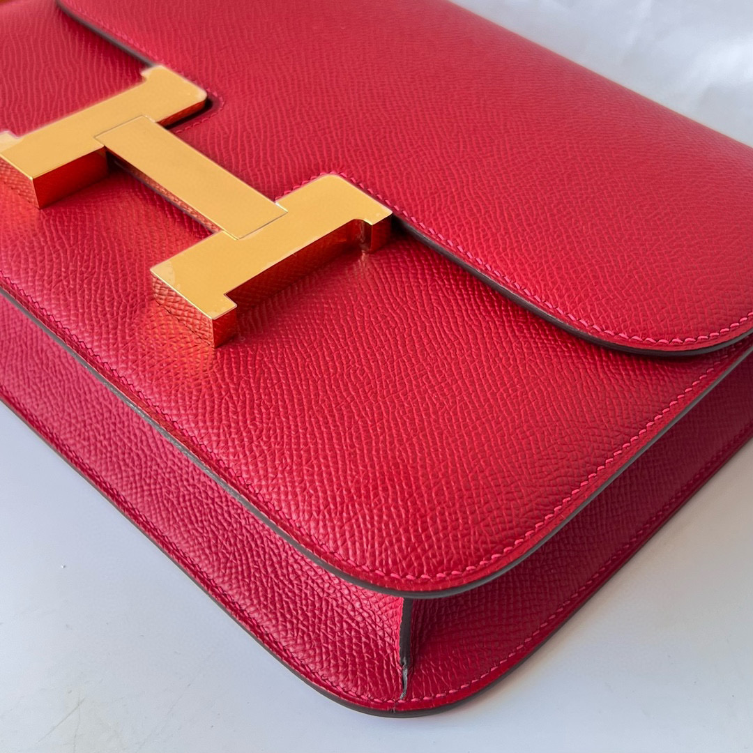 愛馬仕最火的三款包買多大的 Hermès Constance 1-24 Epsom 鏡子款 國旗紅