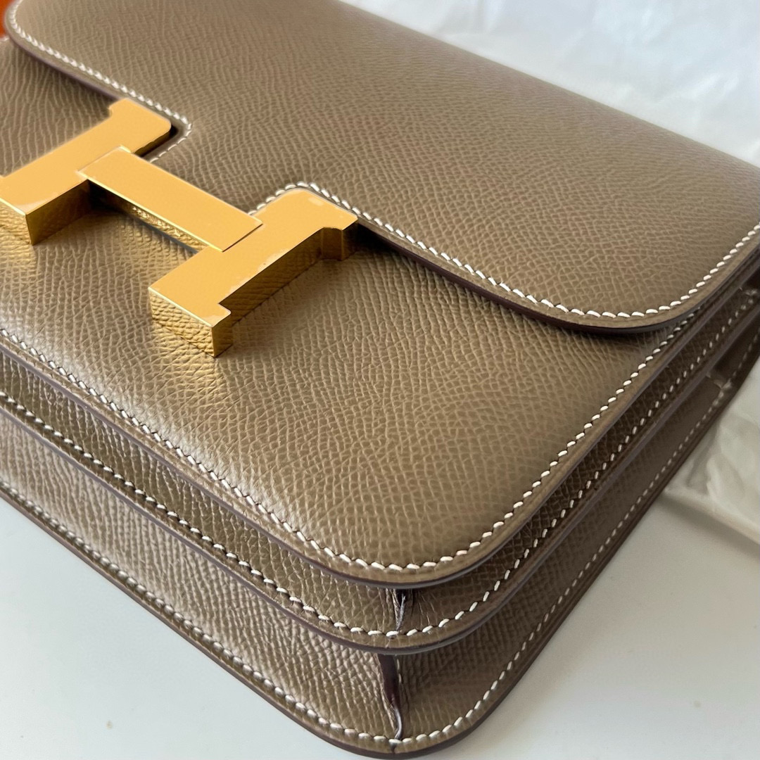 愛馬仕康康包包價格一覽表 Hermès Constance 18 Epsom Etoupe 大象灰金扣